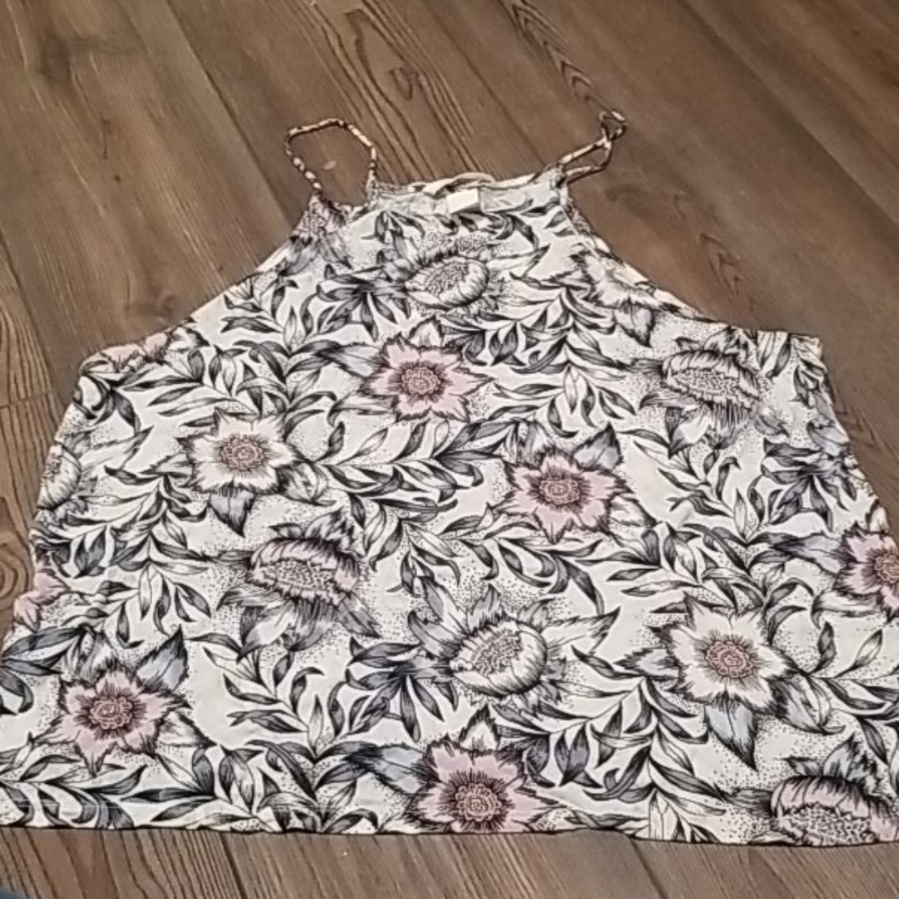 Floral top